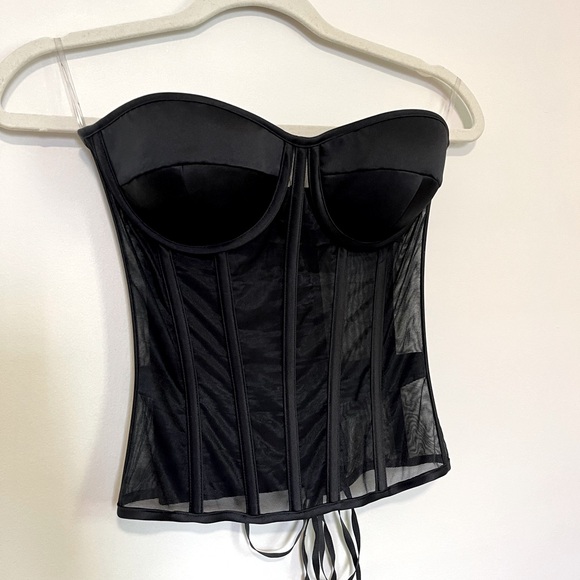 Black sheer corset - Picture 3 of 4